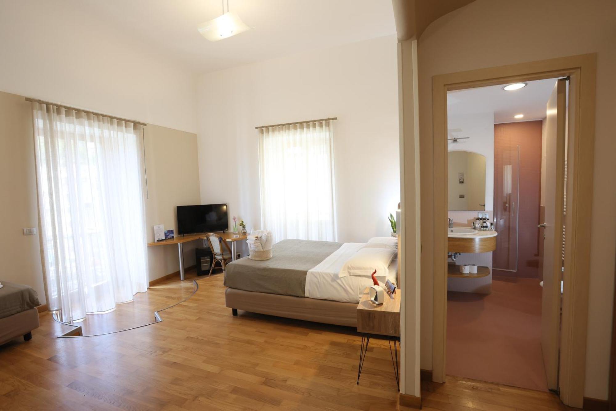 Lungomare Suite & Spa Νάπολη Εξωτερικό φωτογραφία